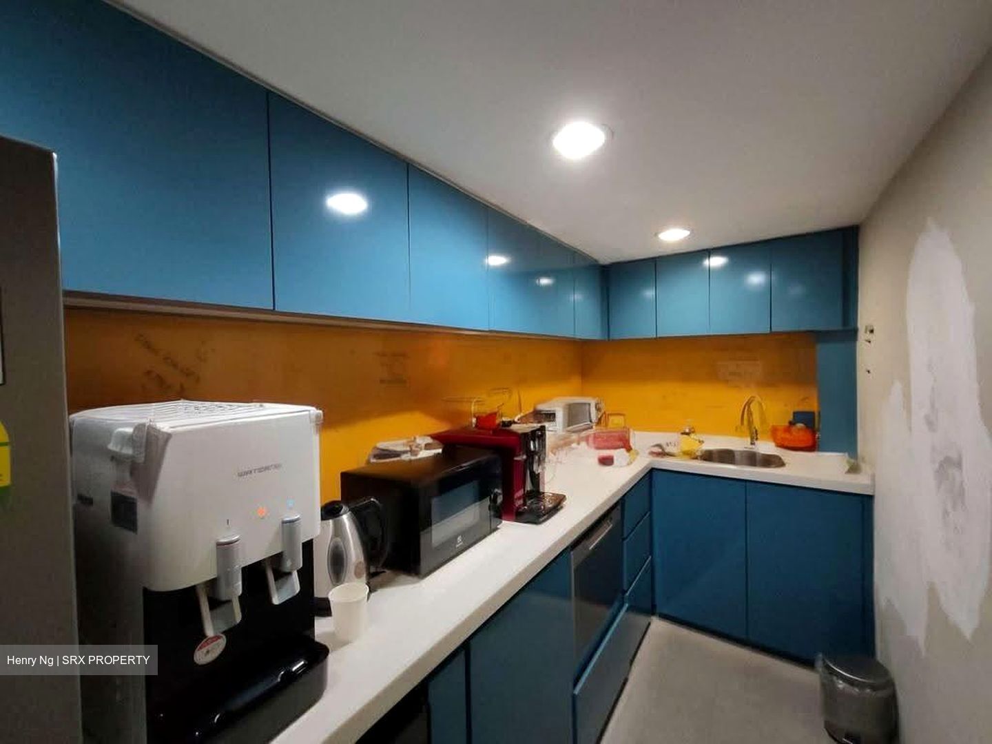 Amoy Street (D1), Office #633562801